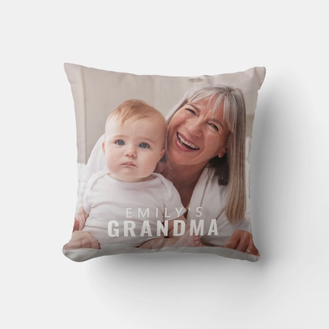 Oma Aandenken Modern Vet Monogram Foto Kussen (Voorkant)