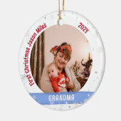 Oma Baby gepersonaliseerde eerste kerst foto Keramisch Ornament (Links)