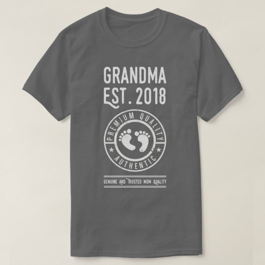 Oma EST 2018 verwacht dat nieuwe baby cadeau te ve T-shirt (Design voorkant)