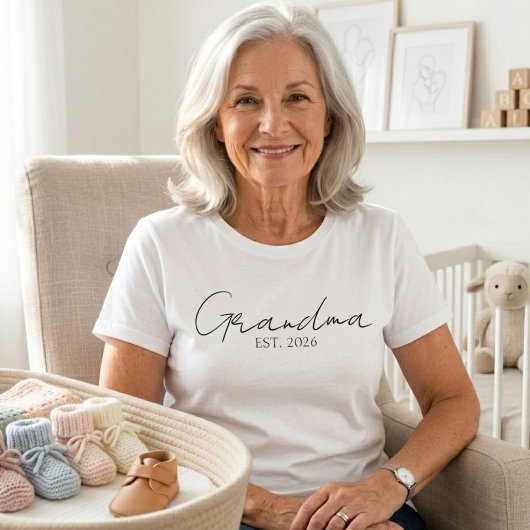 Oma Est Jaar Elegante Script Familie Ontwerp T-shirt