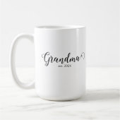 Oma Est Modern Zwart Schrift Aangepaste Datum Koffiemok (Links)