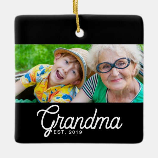 Oma Established Zwart Wit Script Foto Keramisch Ornament (Voorkant)