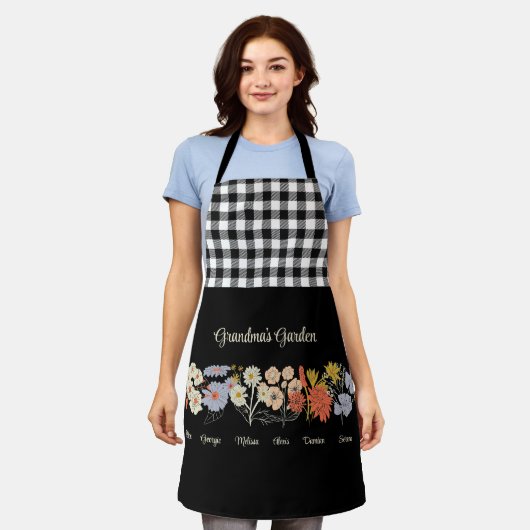 Oma Flower Garden Custom 6 Naam  Bloemen Schort (Gedragen)