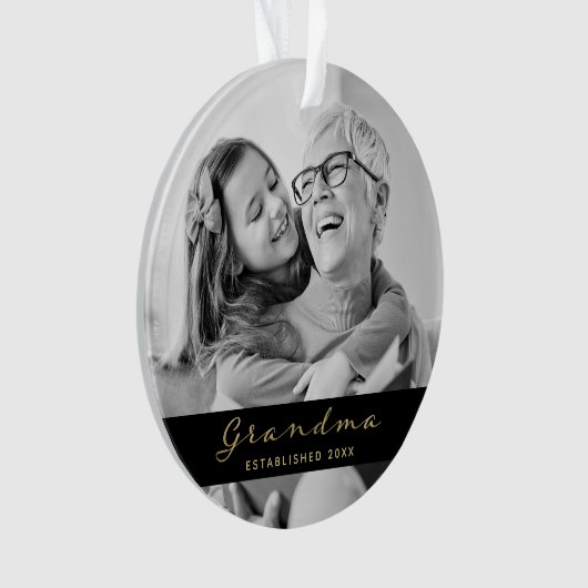 Oma gevestigd | Foto Hart Zwart en Goud Ornament (voorkant)