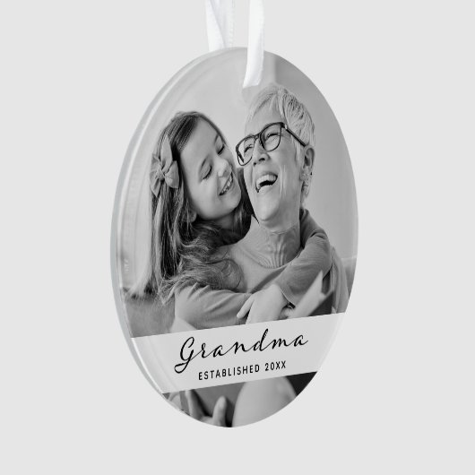 Oma gevestigd | Foto: Heart Black and White Ornament (voorkant)