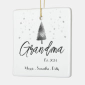 Oma gevestigd gepersonaliseerde elegante keramisch ornament (Links)