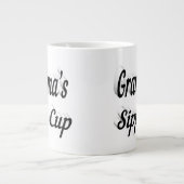 Oma grappige koffie citaat zwarte halve tekst grote koffiekop (Voorkant)