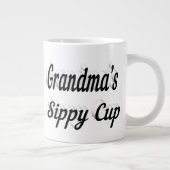 Oma grappige koffie citaat zwarte halve tekst grote koffiekop (Rechts)