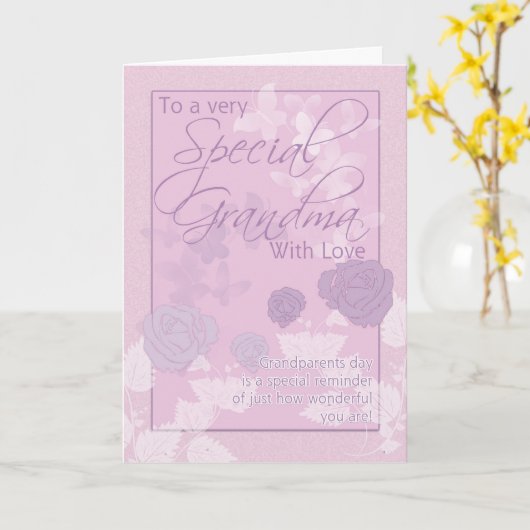 Oma, Grootouders Dag Kaart - Roze, Vlinders (Gele Bloem)