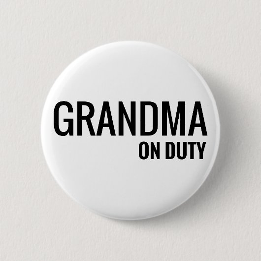 oma heeft dienst ronde button 5,7 cm (Voorkant)