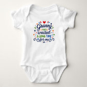 Oma Heeft Lang Gewacht Baby Bodysuit (Voorkant)