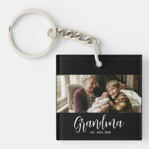 Oma heeft modern schrift foto sleutelhanger opgeri