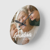 Oma Heeft Moderne Witte Script Foto Opgericht Ronde Klok (Hoek)