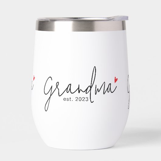 Oma heeft nieuwe oma cadeau ingesteld (Links)