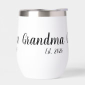 Oma heeft nieuwe oma cadeau ingesteld (Links)