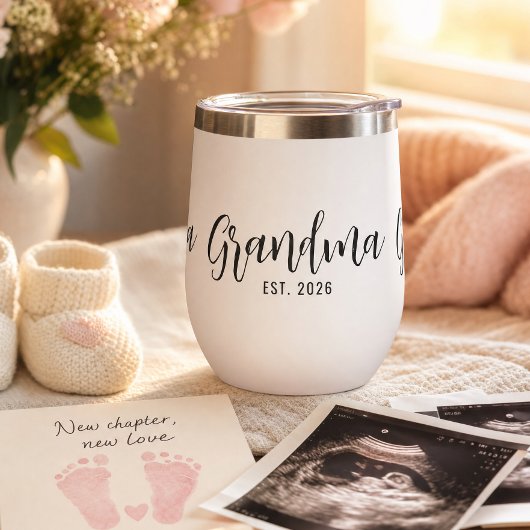 Oma heeft nieuwe oma-cadeau opgericht