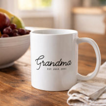 Oma heeft nieuwe oma cadeau opgericht
