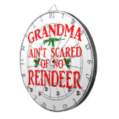 Oma heeft Ran over Dartbord (Voorkant Rechts)