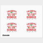 Oma heeft Ran over Ovale Sticker (Vel)