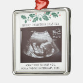 Oma Holiday Zwangerschap Zwangerschap Aankondiging Metalen Ornament (Links)