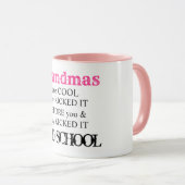 Oma is cool, beste oude school grappig citaat mok (Voorkant rechts)