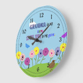 Oma is mijn naam. Verwennen is mijn spel. Grote Klok (Hoek)