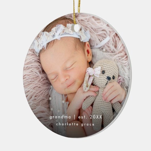 Oma Jaar Opgericht Baby Keepsake Keramisch Ornament (Links)