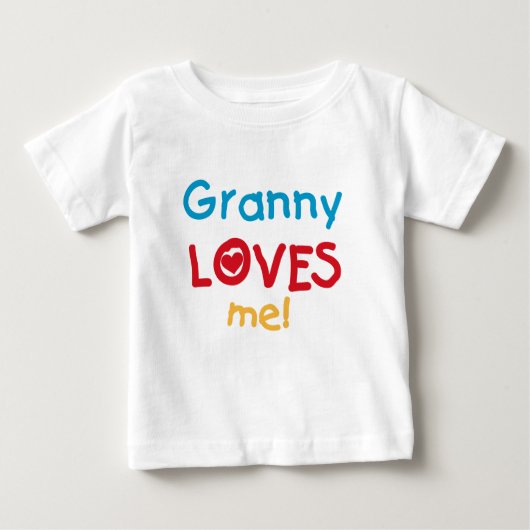 Oma Loves Me T-shirts en geschenken (Voorkant)