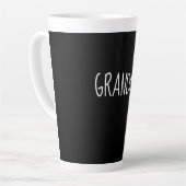 Oma – Minimalistisch Gezinsontwerp Latte Mok (Linkerhoek)