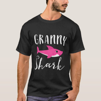 Oma Oma Oma Oma Oma K Shark T-shirt
