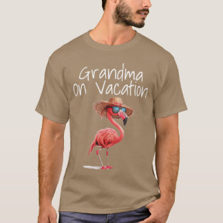 Oma op vakantie Grappig Flamingo Beach Getaway G T-shirt