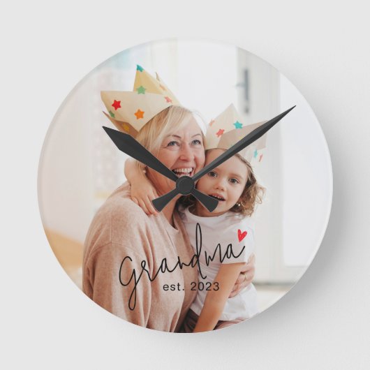 Oma Opgericht Zwarte Script Foto Ronde Klok (Voorkant)