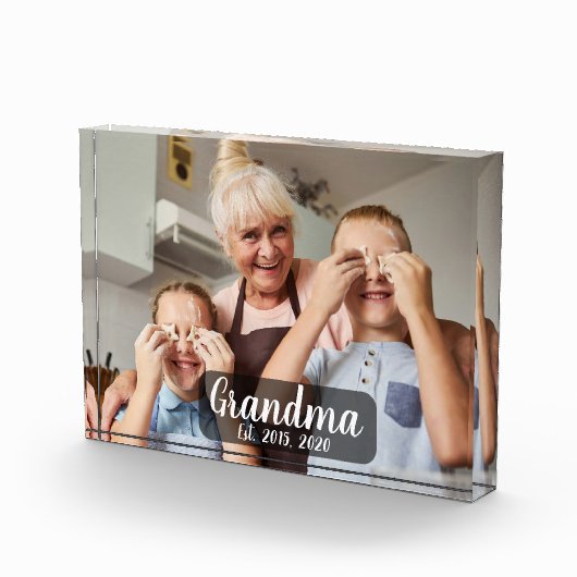 Oma Oprichtte Witte Script Foto (Rechts)