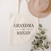 Oma Romeins cijfer jaar gevestigd Tote Bag