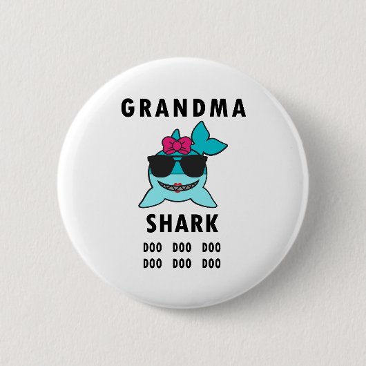 Oma Shark Doo Doo Doo Ronde Button 5,7 Cm (Voorkant)
