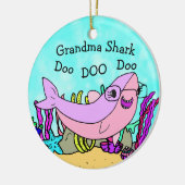 Oma Shark Familie Kerstversiering Keramisch Ornament (Links)