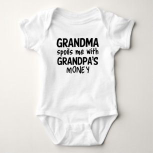 Oma spleet me met geld van opa romper