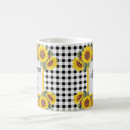 Oma van Bride Gepersonaliseerd Gingham Sunflower Koffiemok (Center)