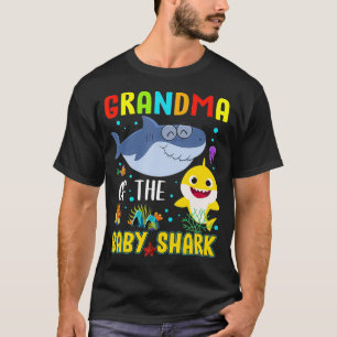 Oma van de Baby-haai T-shirt