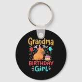 Oma van het verjaardagsmeisje Capybara Bday famili Sleutelhanger (Voorkant)
