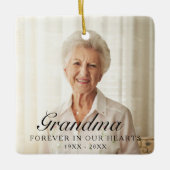 Oma voor altijd in ons hart Foto Memorial Keramisch Ornament (Voorkant)