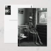 Oma wartet immer noch auf den Arzt Briefkaart (Voorkant / Achterkant)