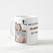 Oma we houden van je gepersonaliseerde foto's koffiemok (Voorkant links)