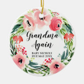 Oma weer 2e Baby gepersonaliseerde Floral Wreath Keramisch Ornament (Voorkant)