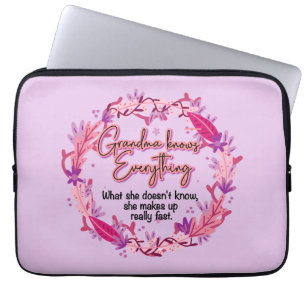 Oma weet alles laptop sleeve