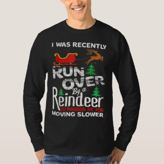 Oma werd met een rendierKerstmis overreden, dus Pa T-shirt