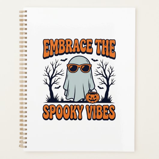 Omarm de griezelige sfeer Ghost Halloween Shirt_1 Planner (Voorkant)