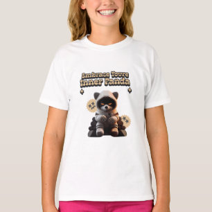 Omarm je innerlijke panda t-shirt