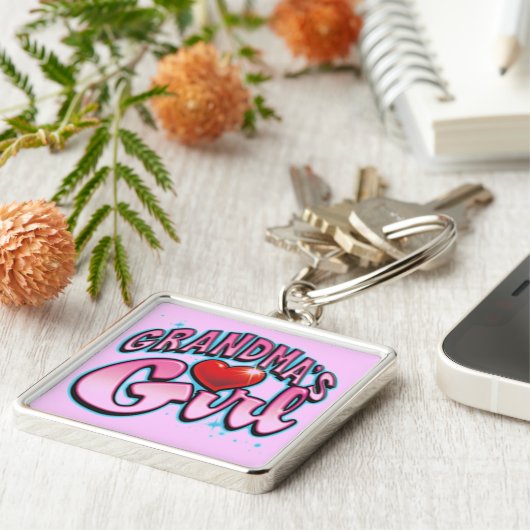 Oma's Girl Sleutelhanger (Zijkant)
