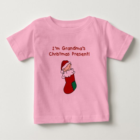 Oma's kerstcadeau Tshirts en geschenken (Voorkant)